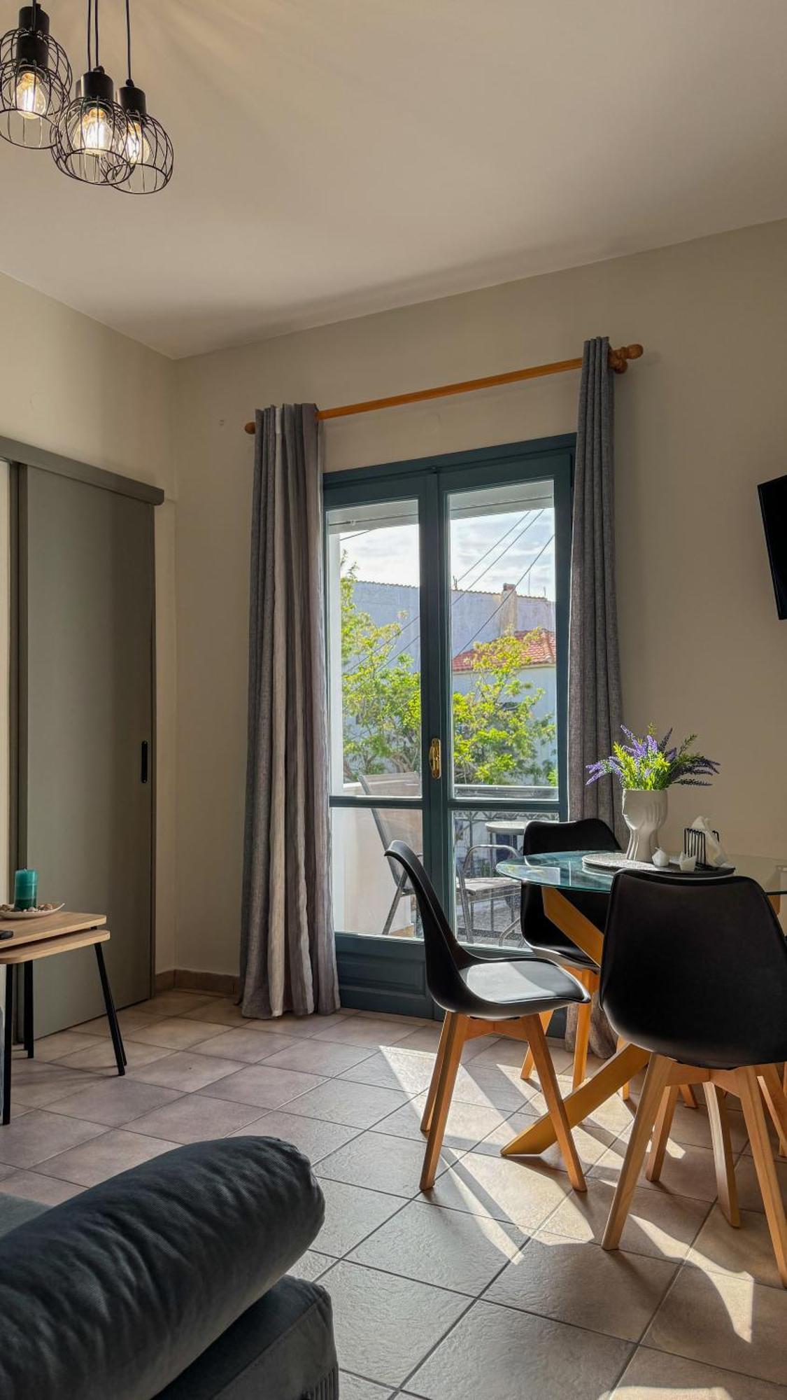 פלומרי Melinda'S Cozy Apartments מראה חיצוני תמונה